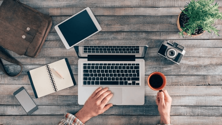 Cover smart-working-non-e-lavorare-da-casa